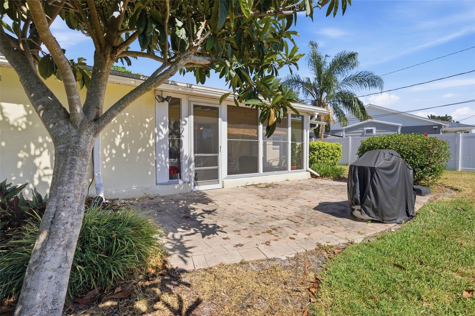 MAXIMO MOORINGS - Residential