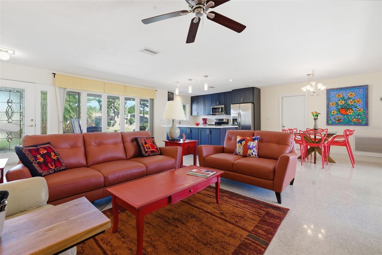 MAXIMO MOORINGS - Residential