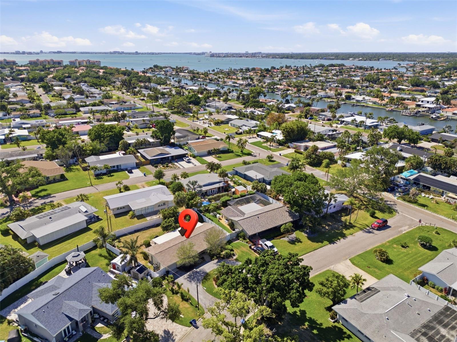 MAXIMO MOORINGS - Residential