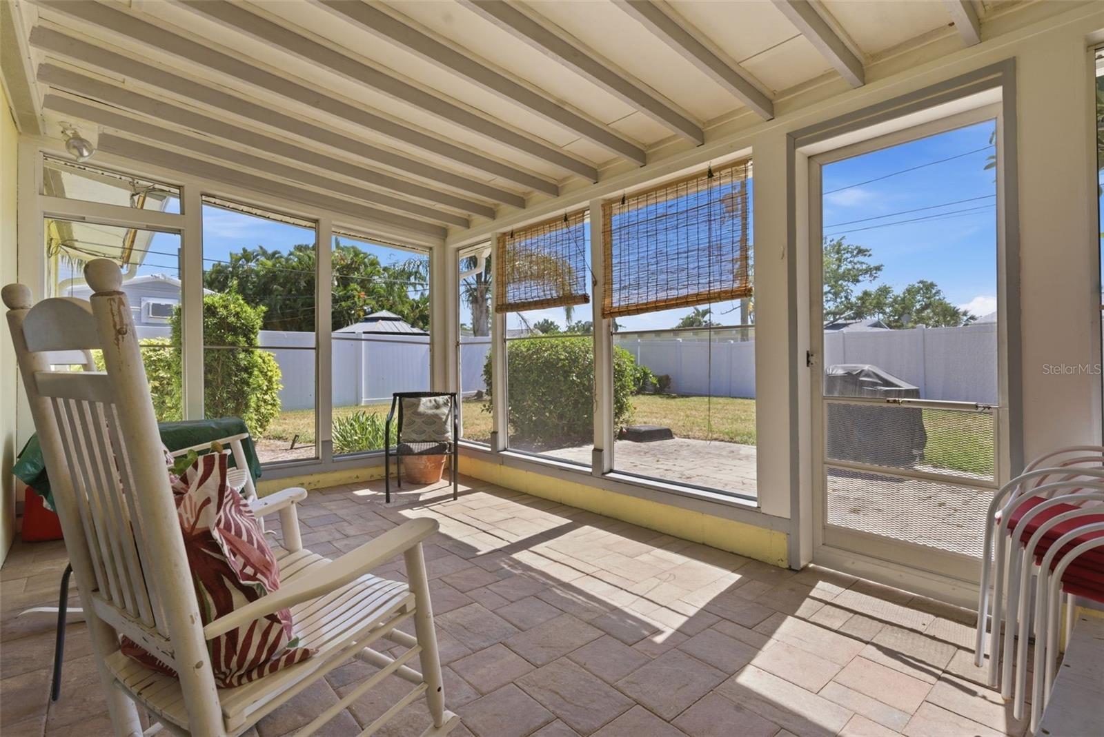 MAXIMO MOORINGS - Residential