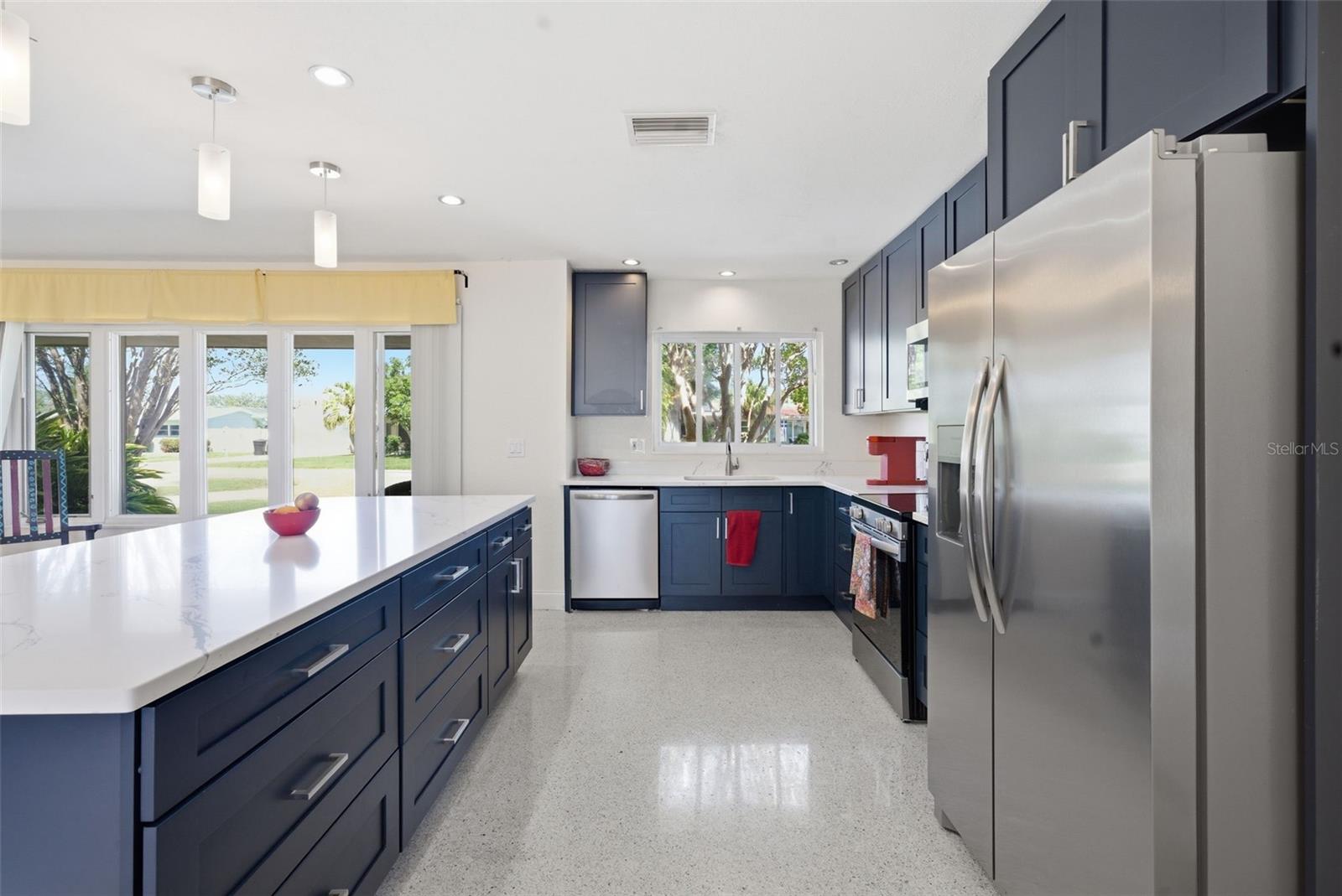 MAXIMO MOORINGS - Residential