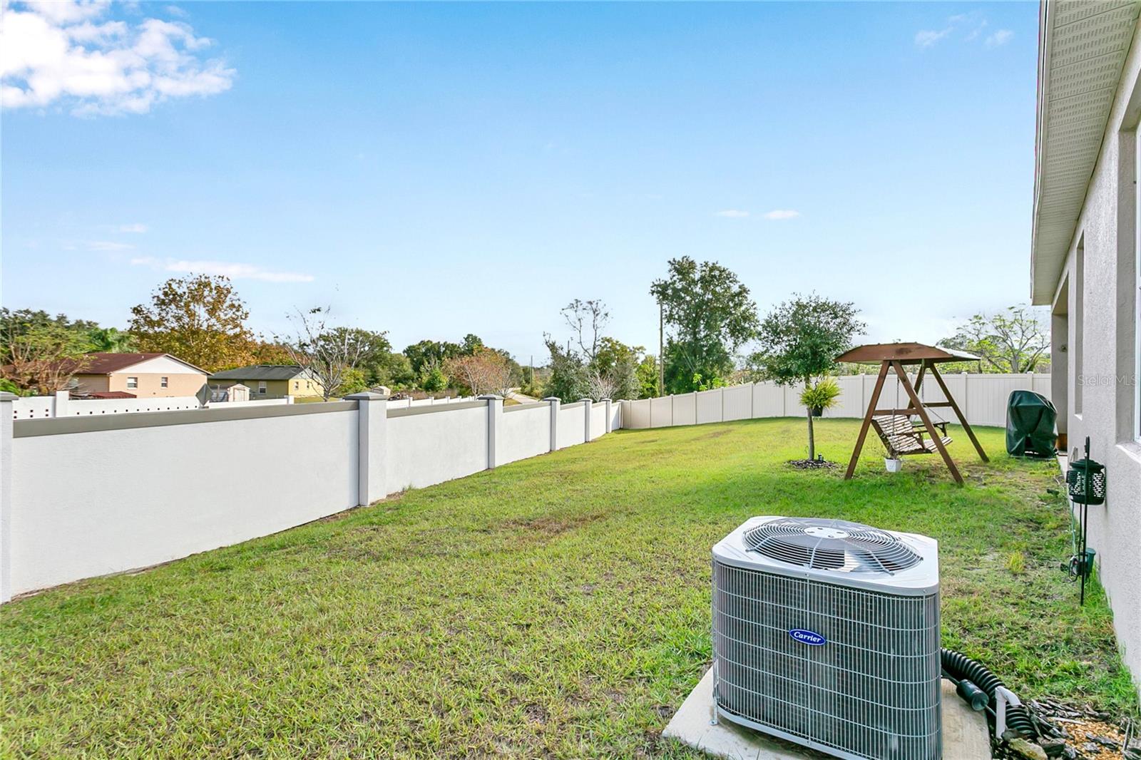 SUNSET LAKES - Residential