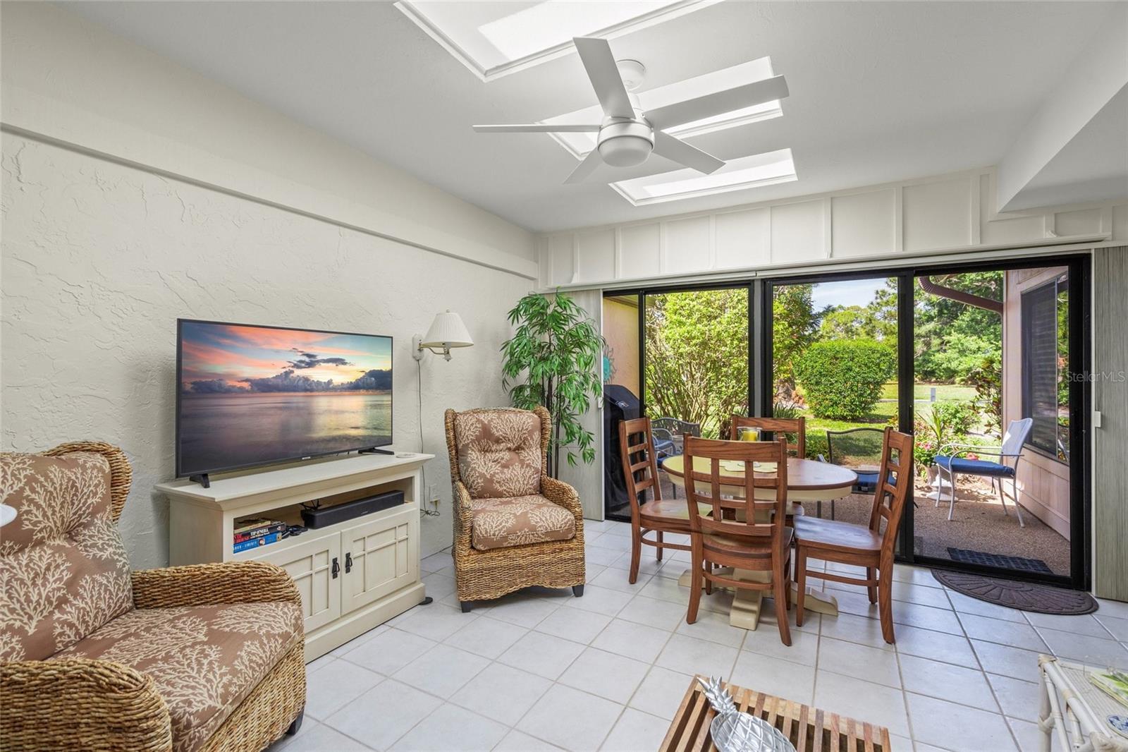 HAMMOCKS, BENT TREE - Residential