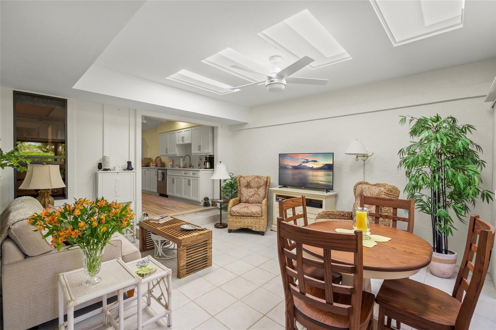 HAMMOCKS, BENT TREE - Residential