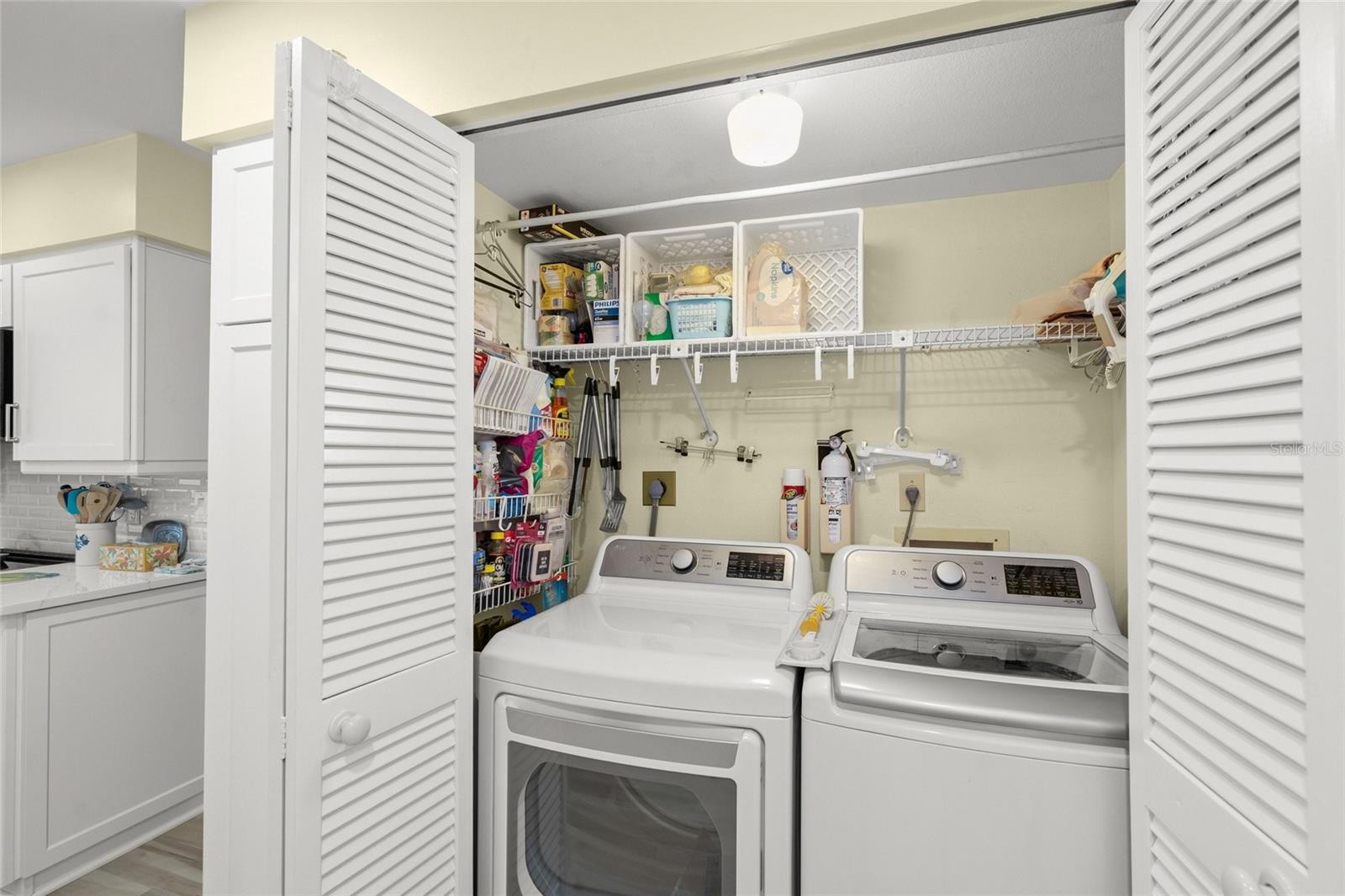 HAMMOCKS, BENT TREE - Residential