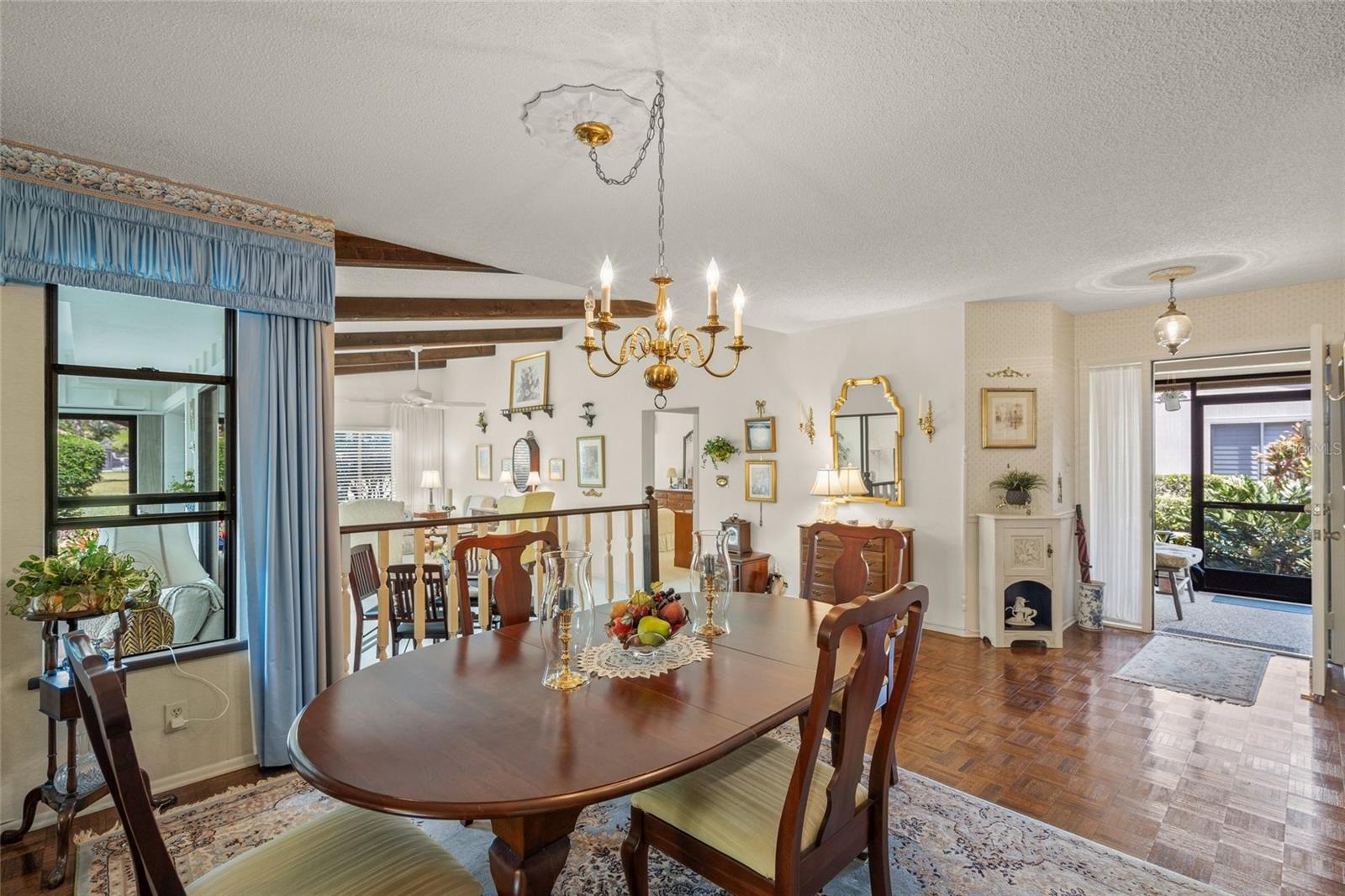 HAMMOCKS, BENT TREE - Residential