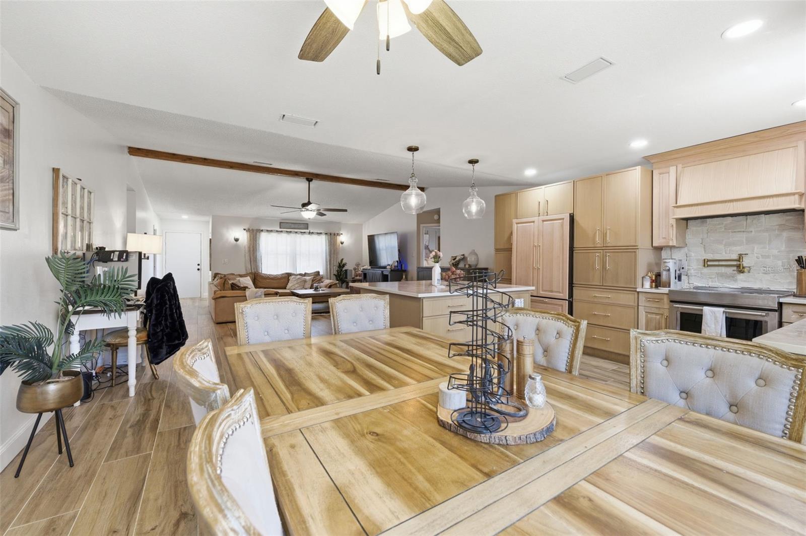 SPRING HILL - Residential