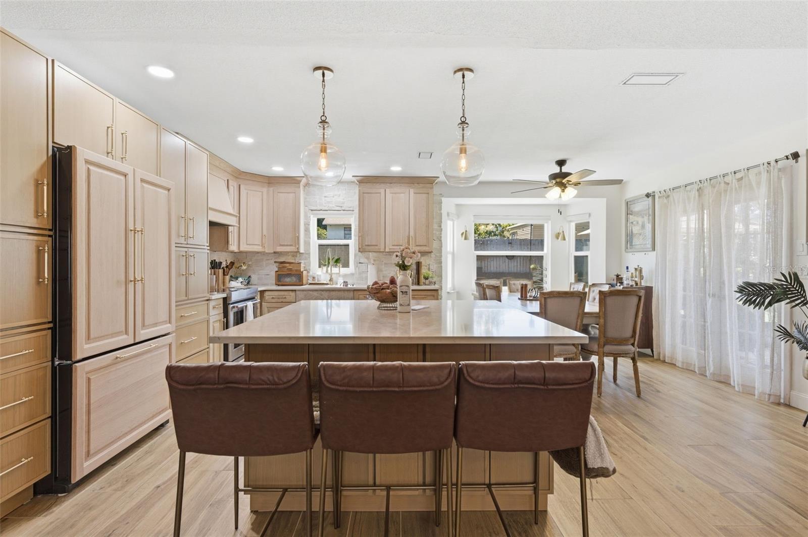 SPRING HILL - Residential