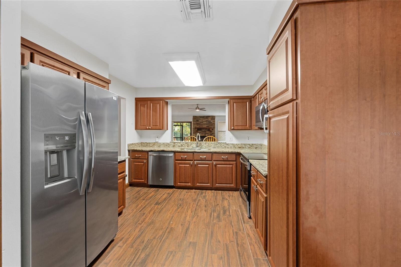 GOV POINT  PH3 SEC 1 - Residential