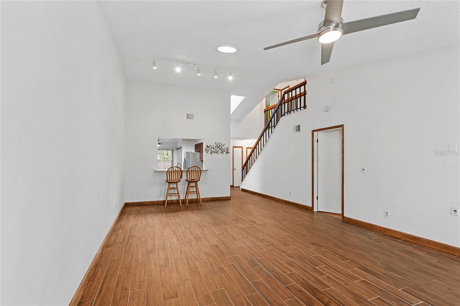 GOV POINT  PH3 SEC 1 - Residential