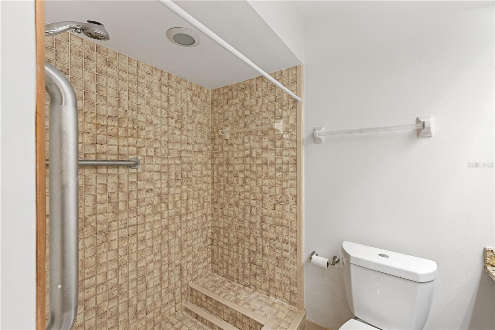 GOV POINT  PH3 SEC 1 - Residential