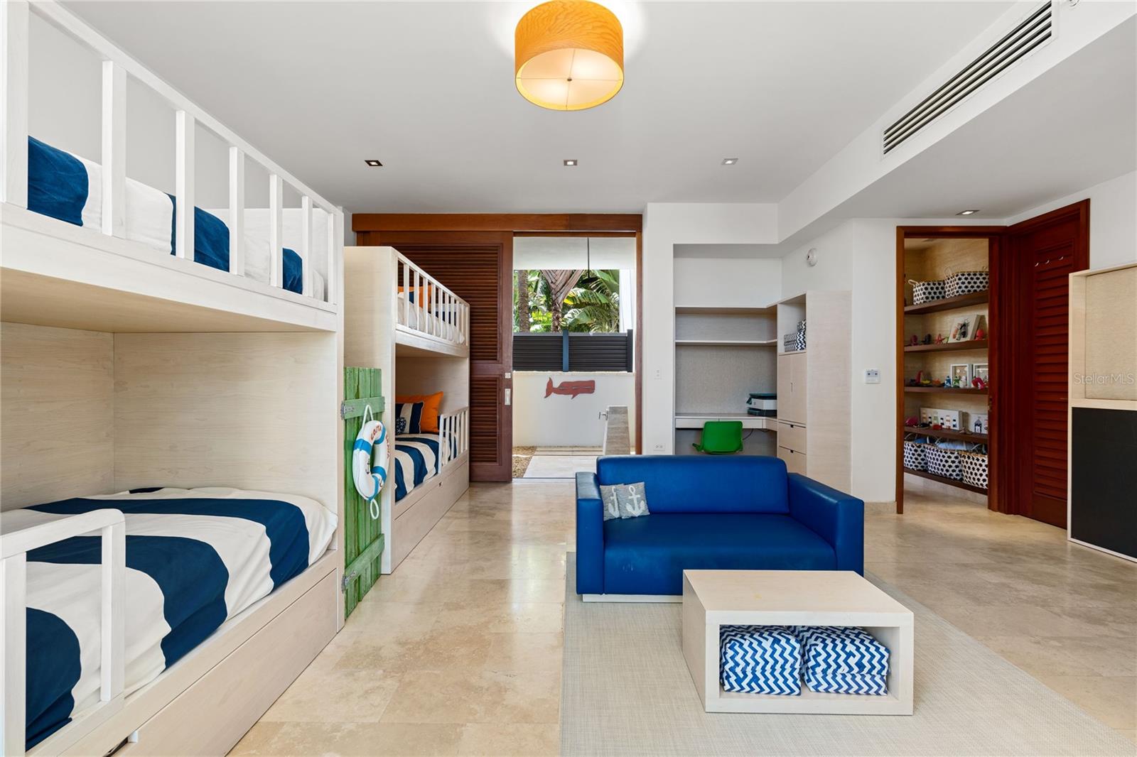 WEST BEACH RESIDENCES - Residential