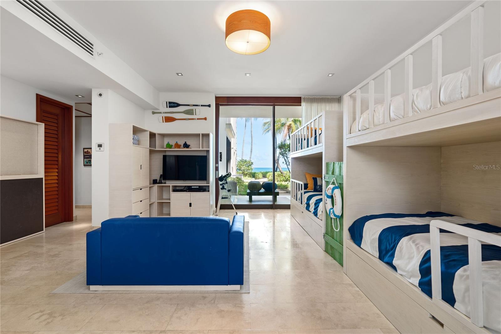 WEST BEACH RESIDENCES - Residential