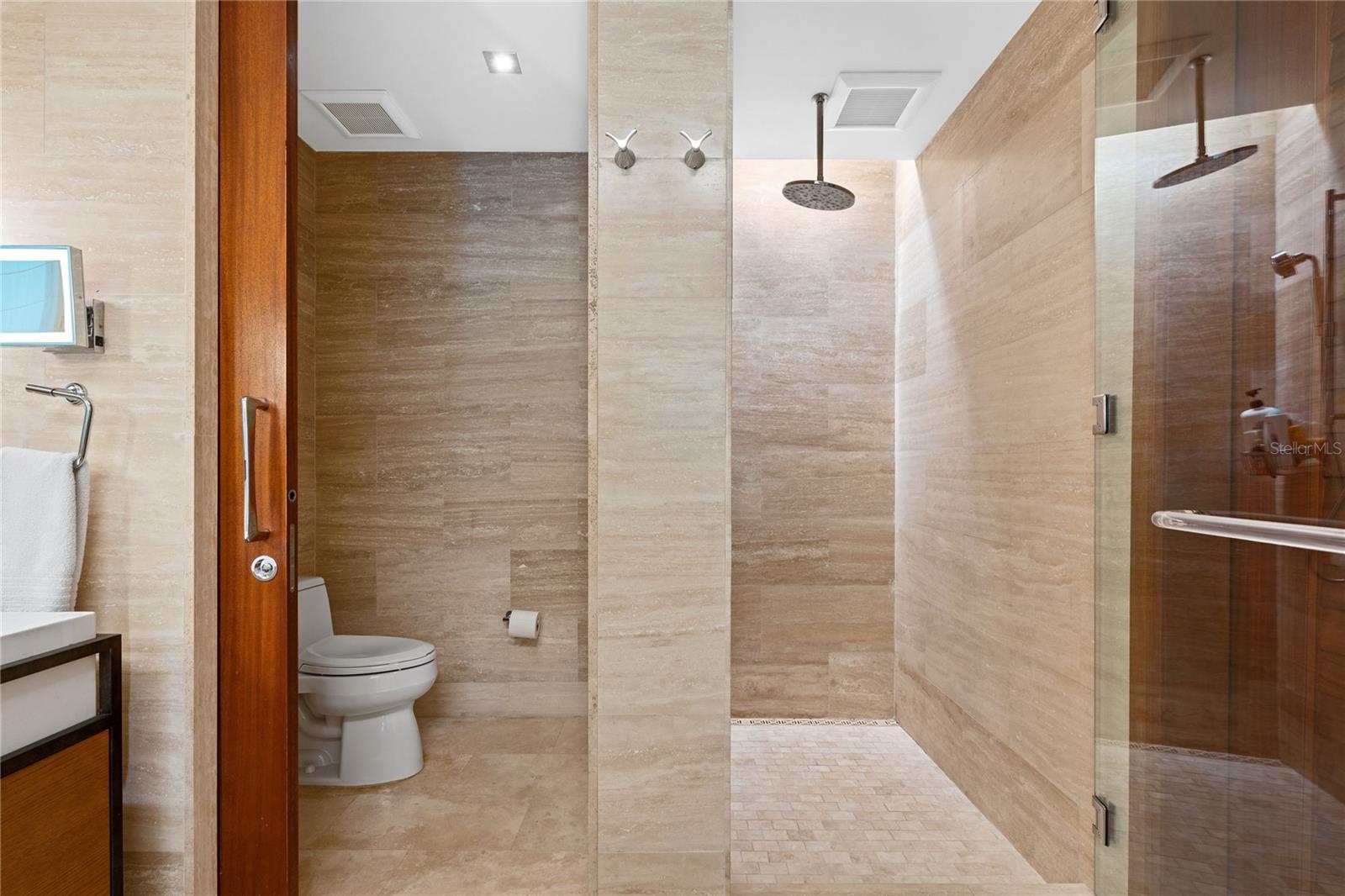 WEST BEACH RESIDENCES - Residential