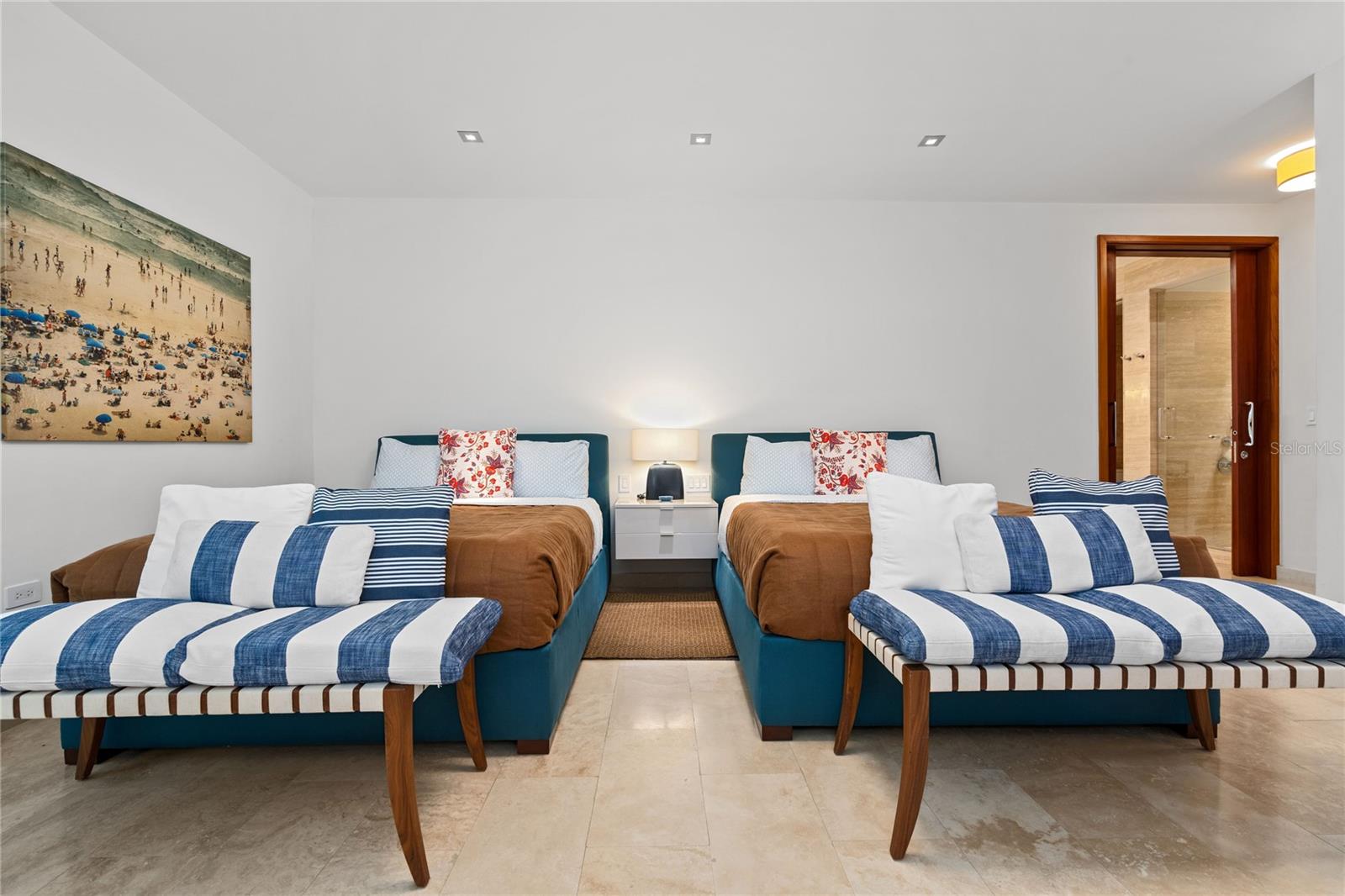 WEST BEACH RESIDENCES - Residential
