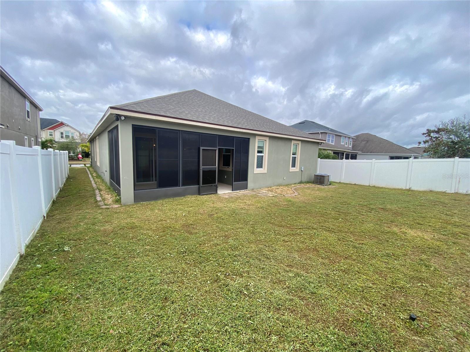 RANDAL PARK PH 5 - Residential Lease