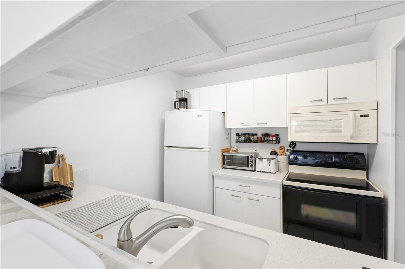 MIRROR LAKE SEC 3 - Residential