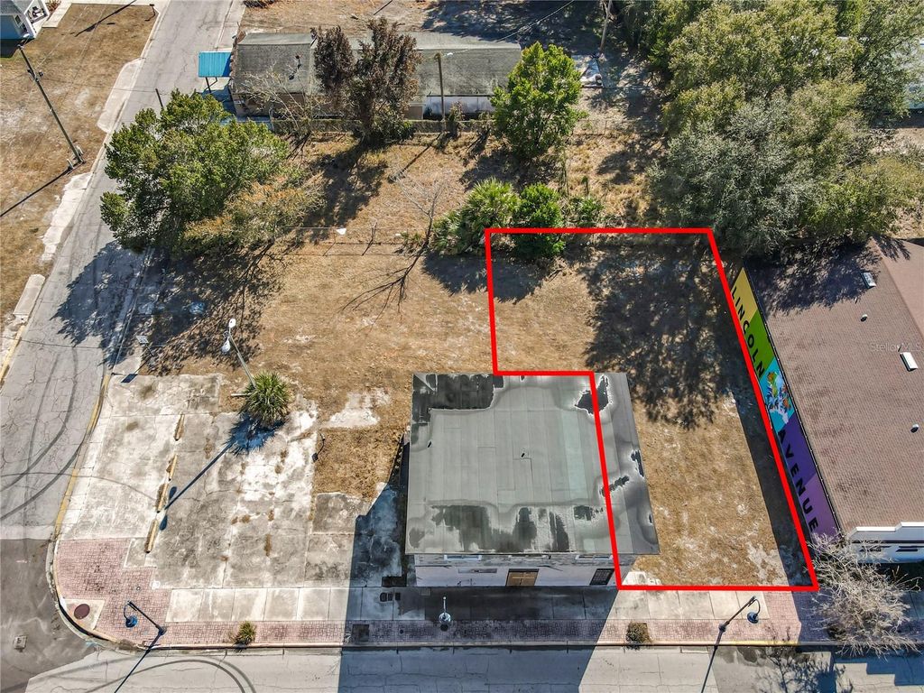 Photo of Lincoln Avenue W, Lake Wales, FL 33853 (MLS # O6381505)