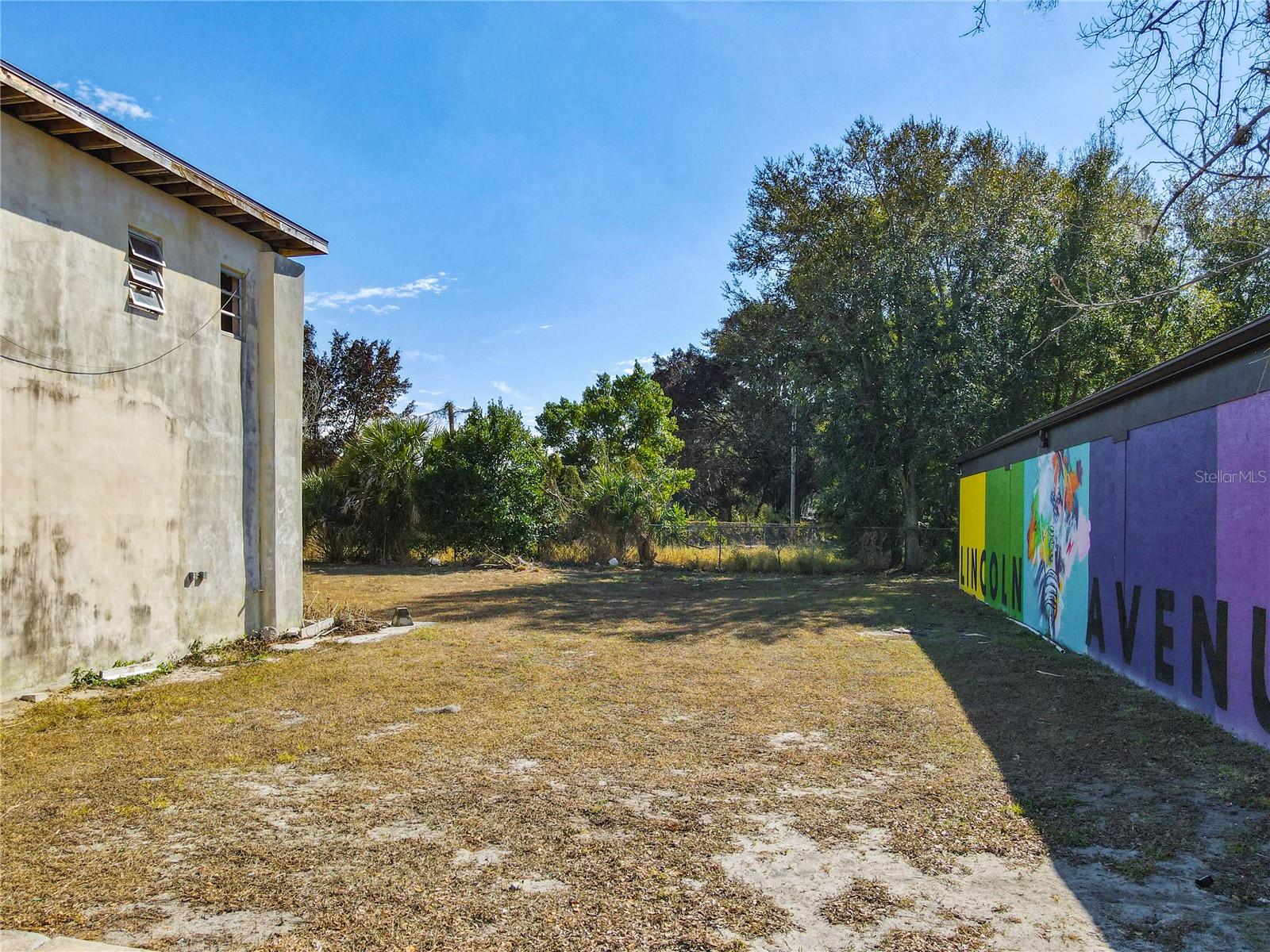 LAKE WALES LAND CO SUB - Land