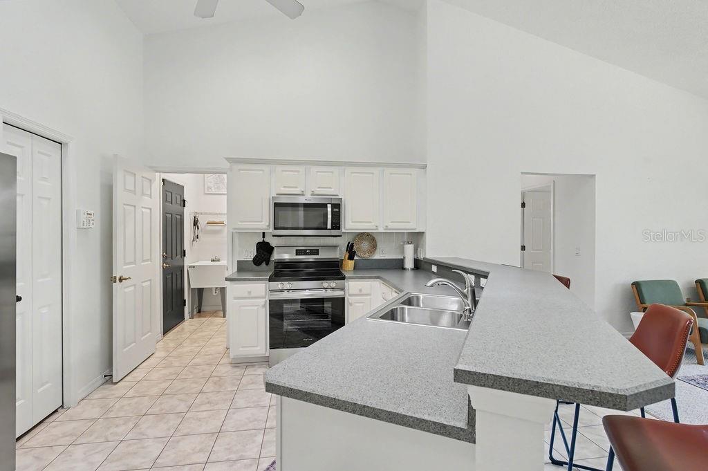 RAINBOW SPGS 05 REP - Residential