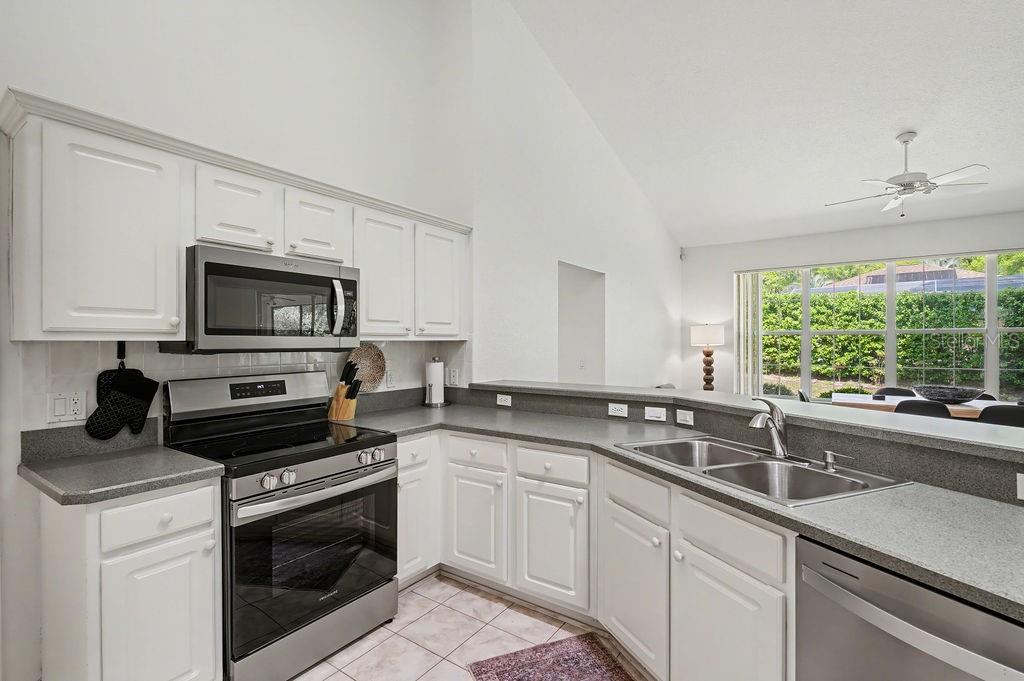 RAINBOW SPGS 05 REP - Residential