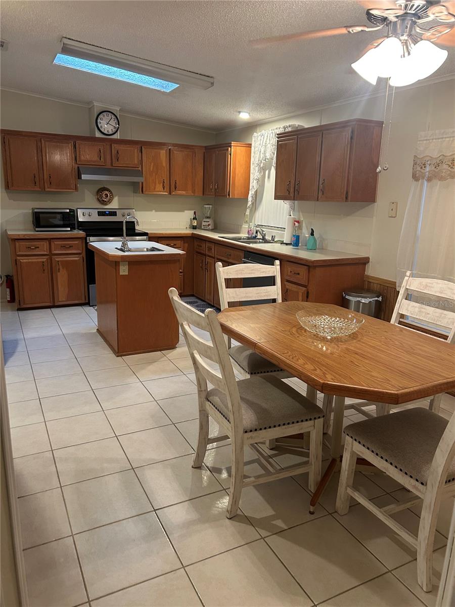 POLO PARK EAST MHP - Residential