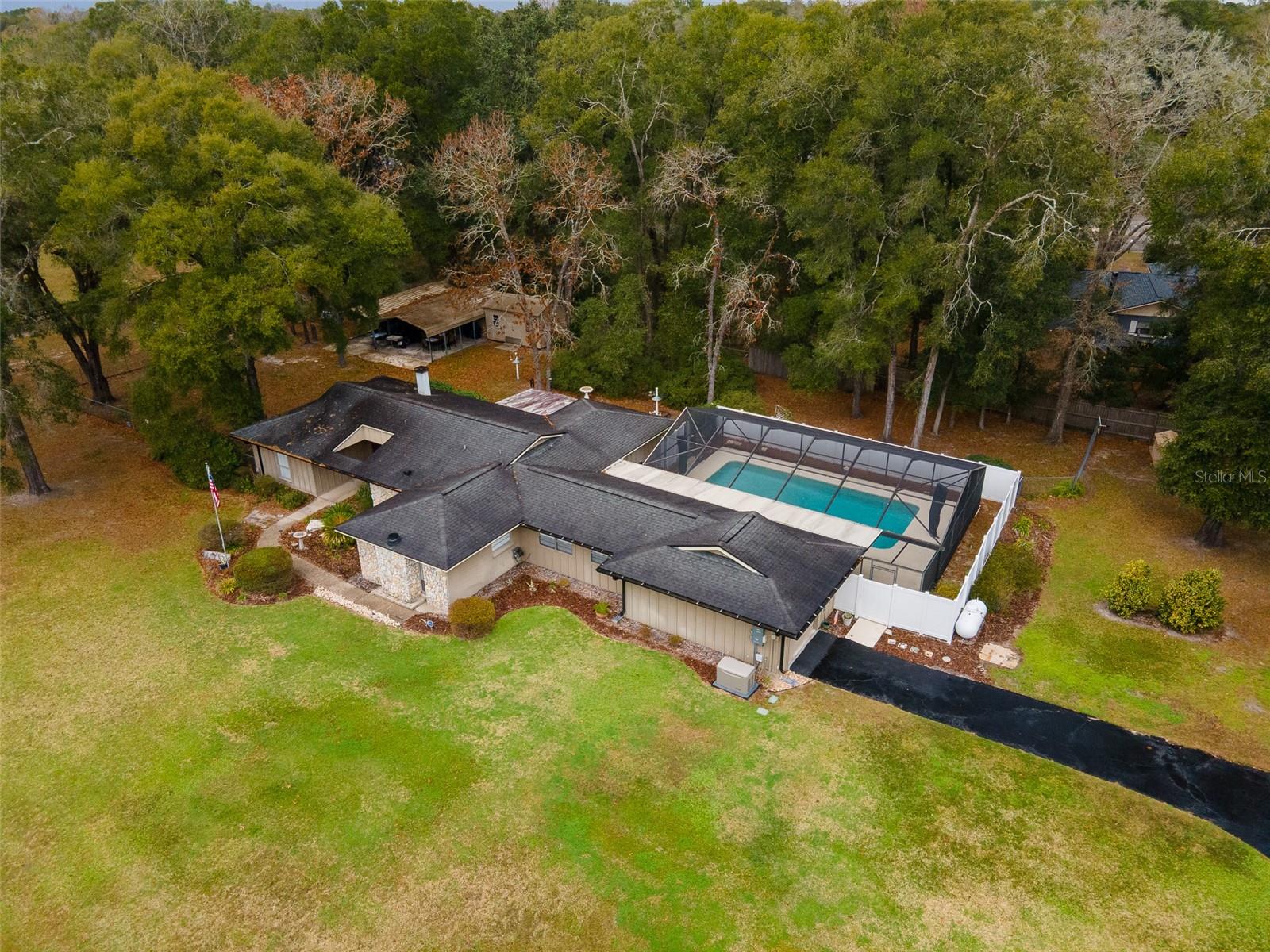 LEEAIRE ESTATES - Residential