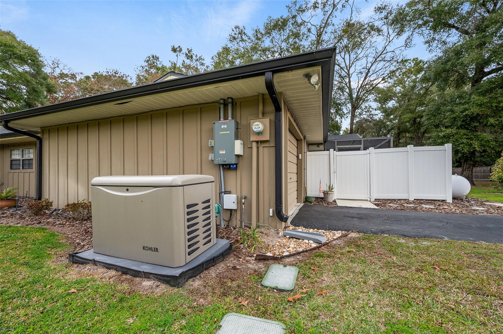 LEEAIRE ESTATES - Residential