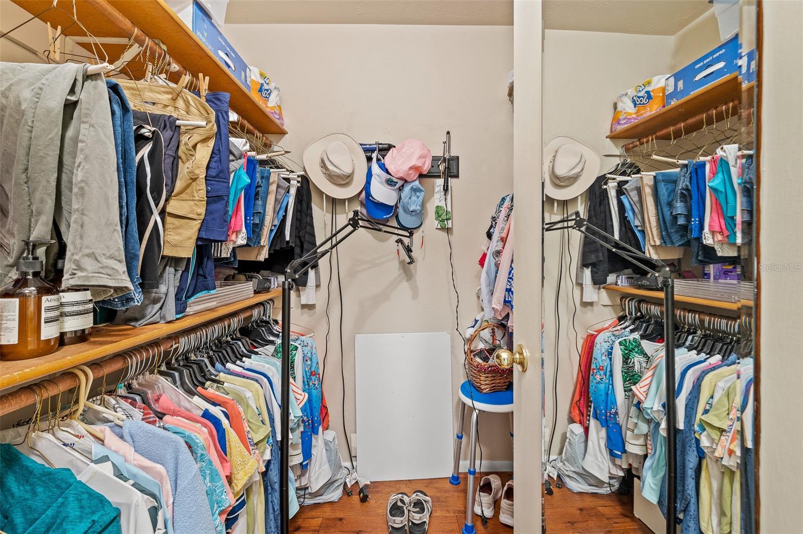 LEEAIRE ESTATES - Residential