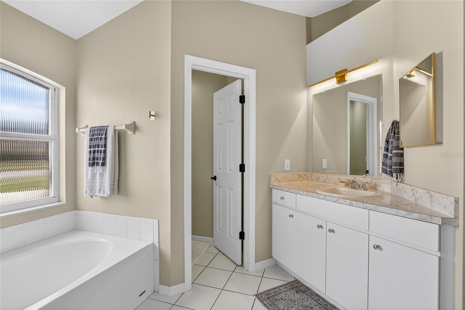 BRENTWOOD HILLS TRCT F UN 2 - Residential