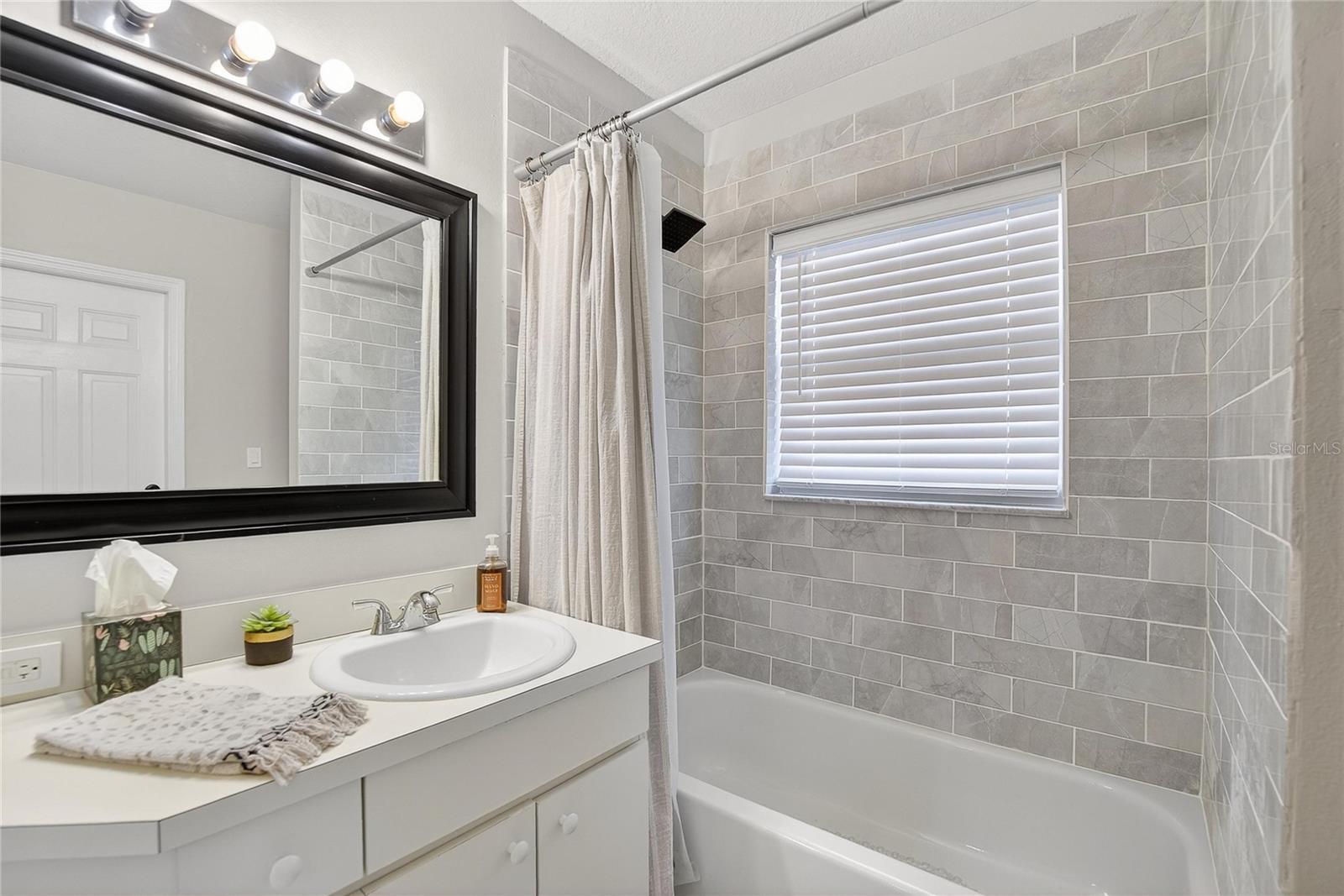 BRENTWOOD HILLS TRCT F UN 2 - Residential