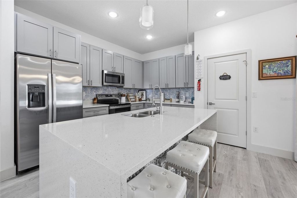 Photo of 13163 SW 70th Court, Ocala, FL 34473 (MLS # OM719598)