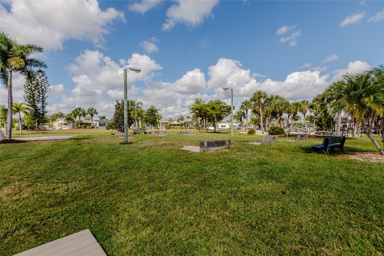 MAPLE LEAF ESTATES - Residential