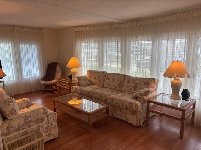 MAPLE LEAF ESTATES - Residential