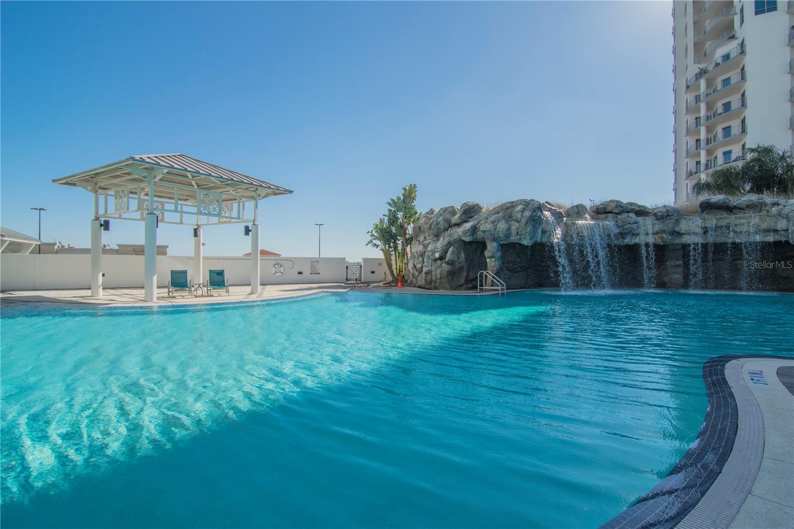 TOWERS OF CHANNELSIDE CONDOMIN - Residential