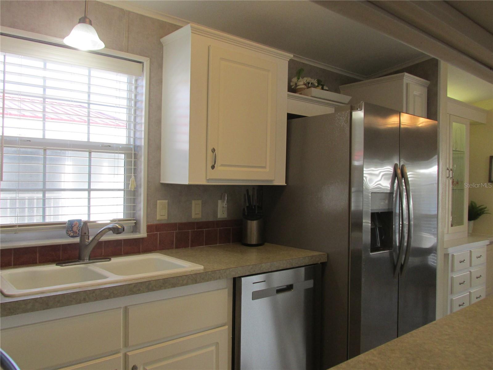 SADDLEBAG LAKE - Residential