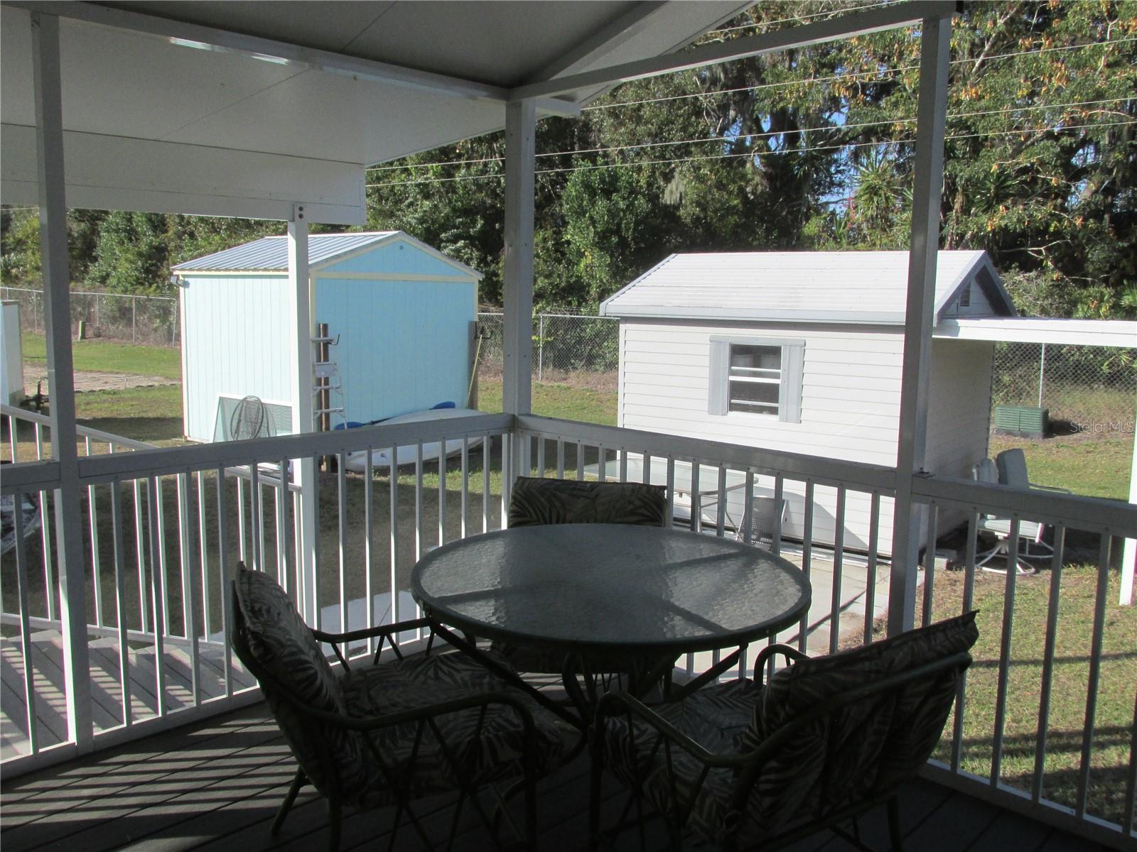 SADDLEBAG LAKE - Residential