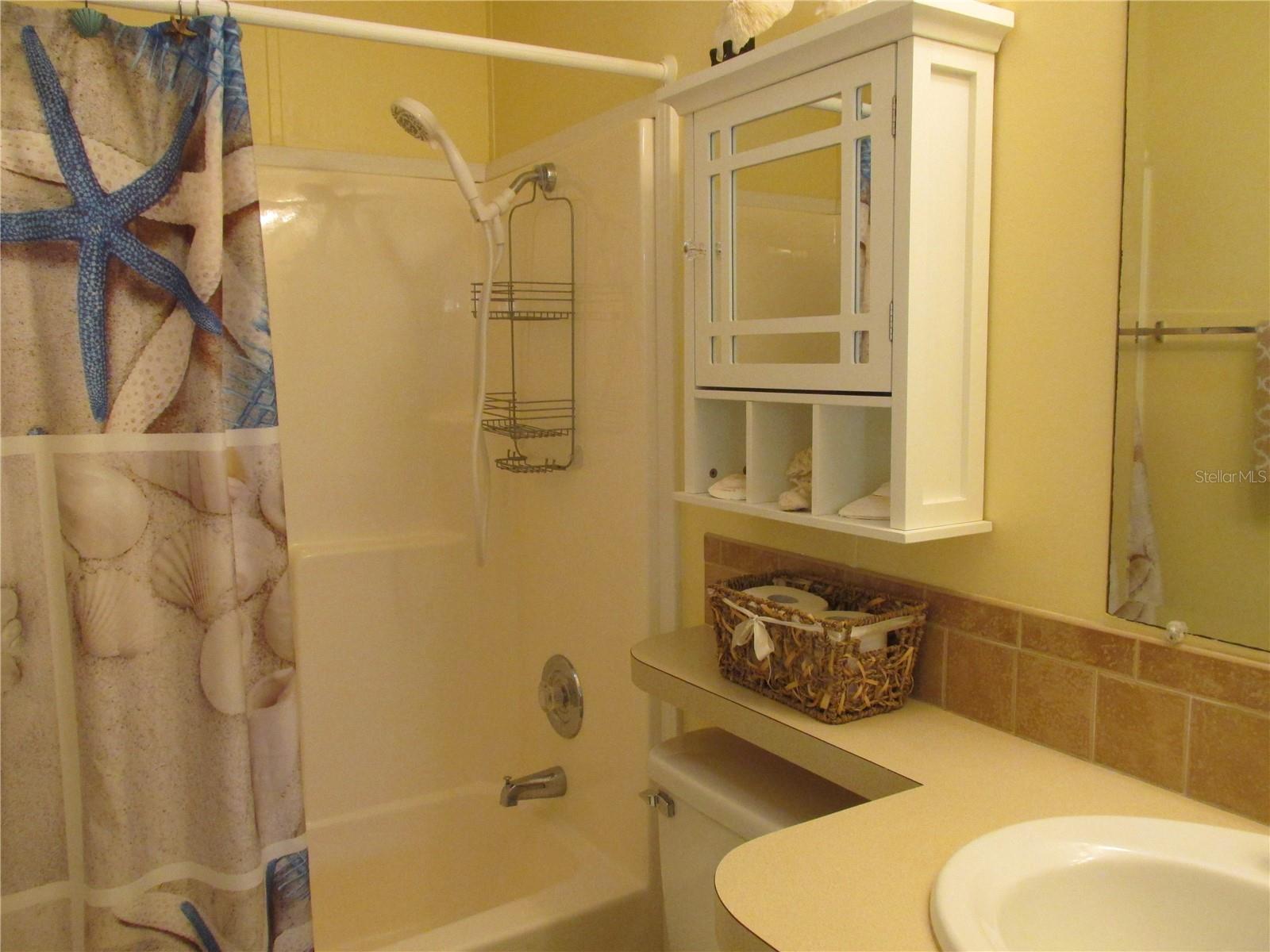 SADDLEBAG LAKE - Residential