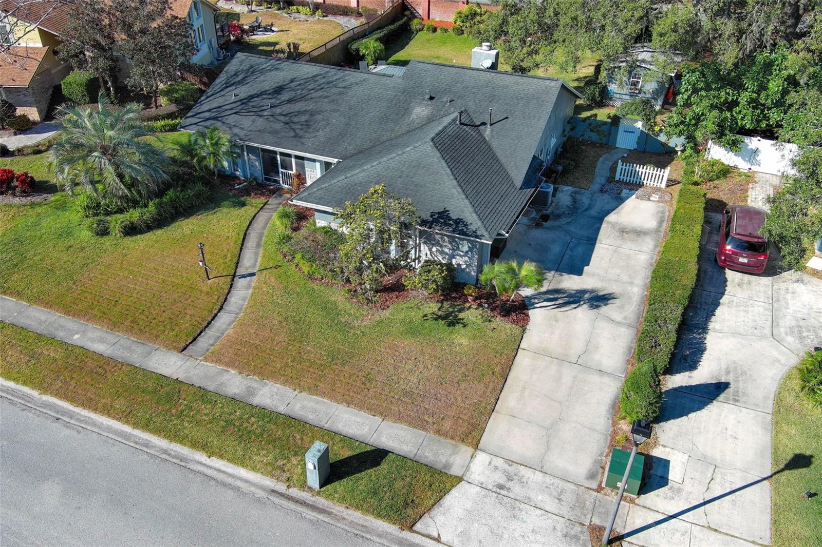 HOWELL COVE 1ST SEC - Residential