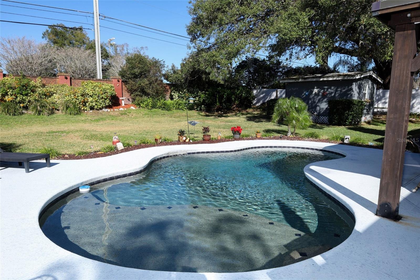 HOWELL COVE 1ST SEC - Residential