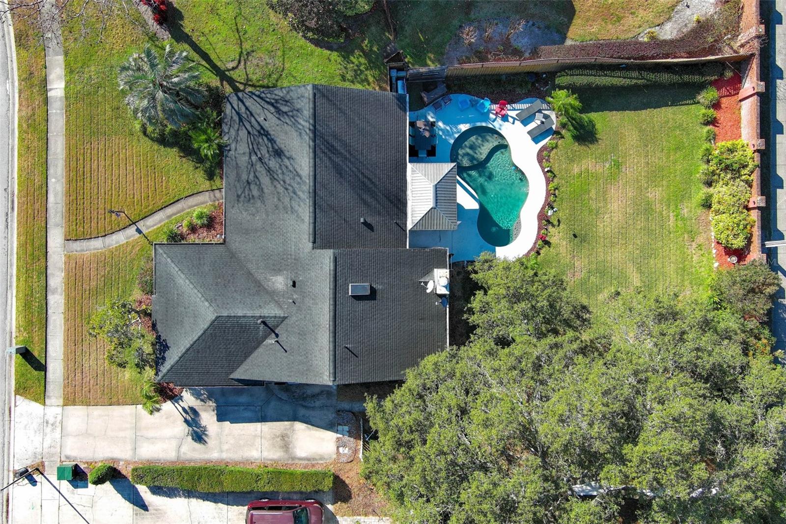 HOWELL COVE 1ST SEC - Residential