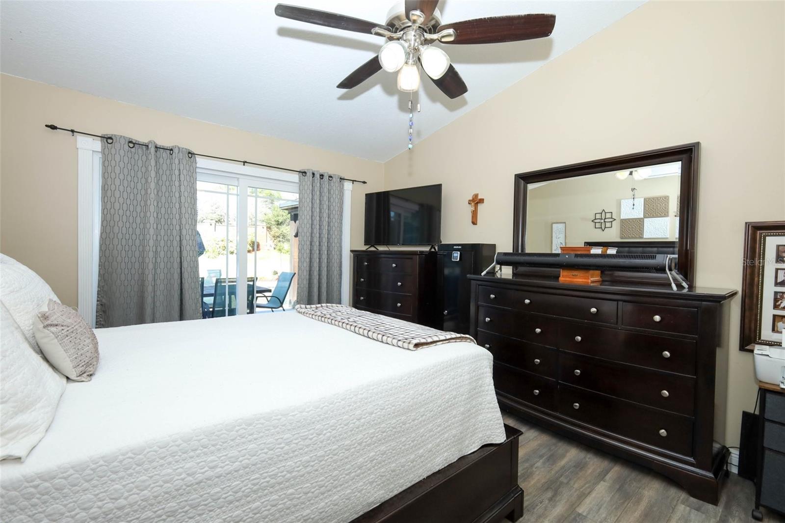 HOWELL COVE 1ST SEC - Residential