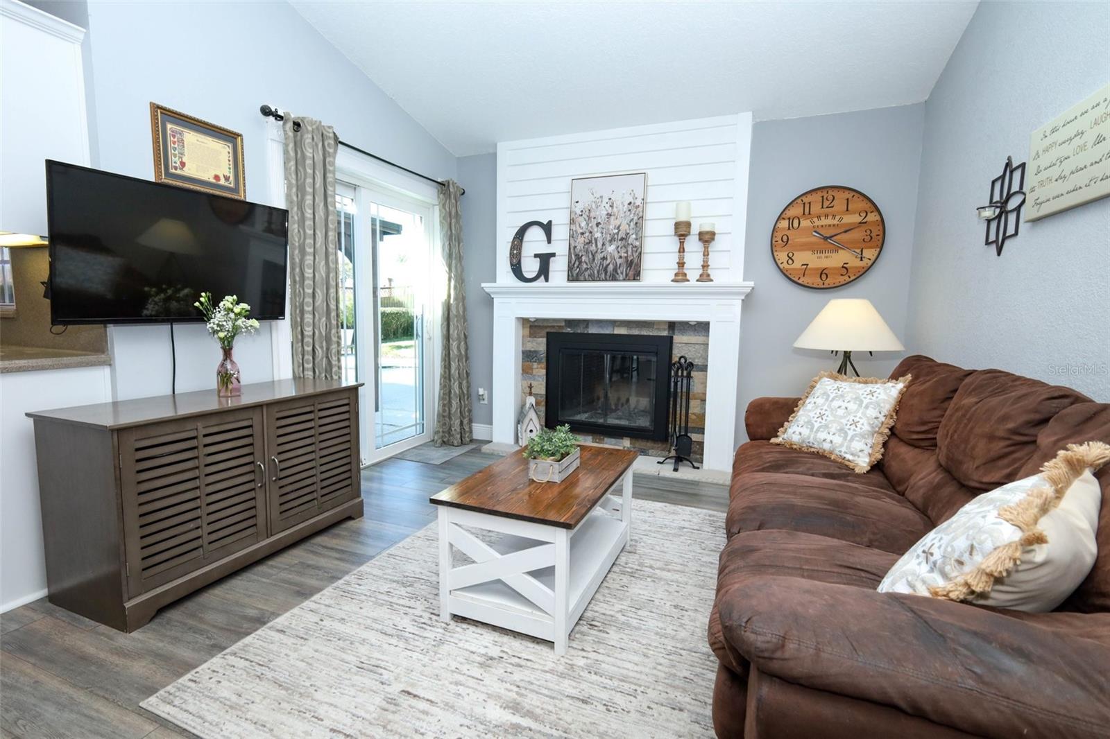 HOWELL COVE 1ST SEC - Residential