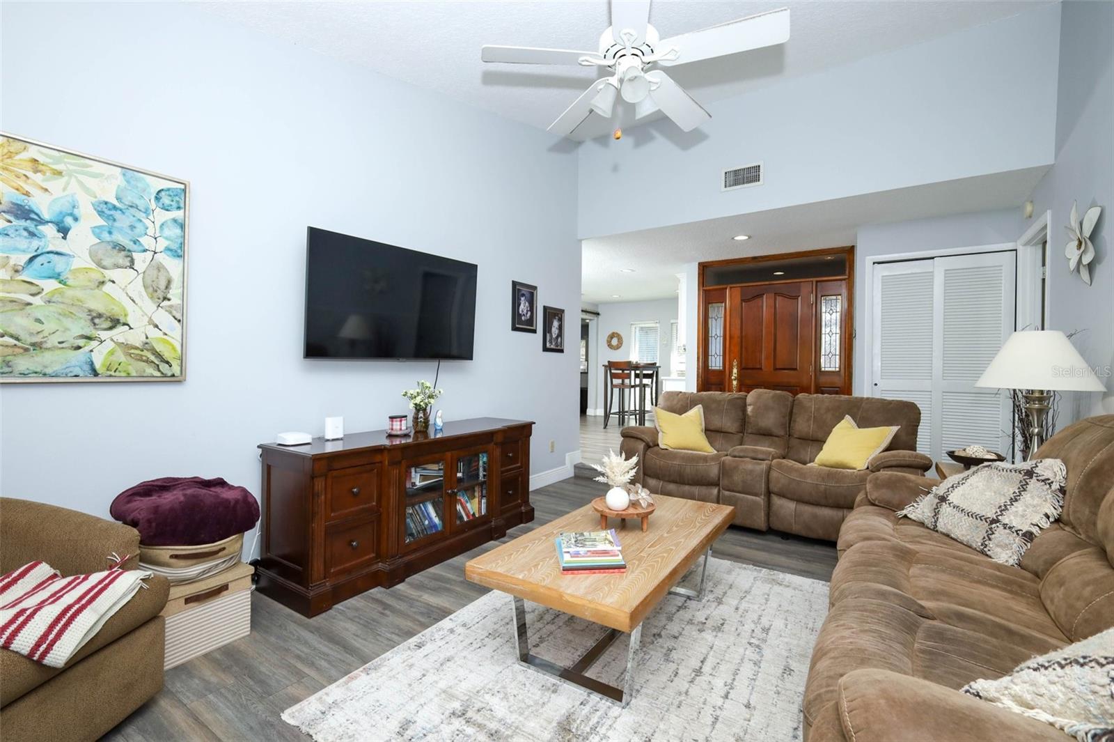 HOWELL COVE 1ST SEC - Residential