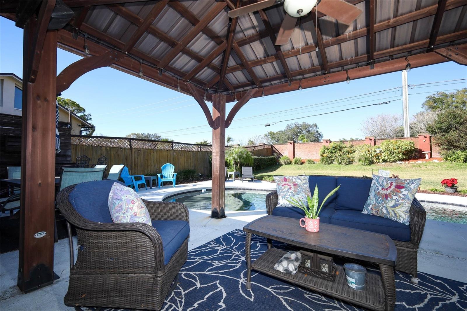 HOWELL COVE 1ST SEC - Residential