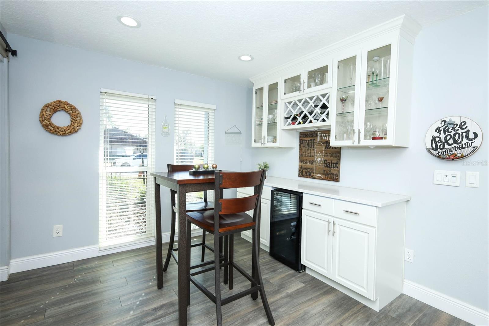 HOWELL COVE 1ST SEC - Residential