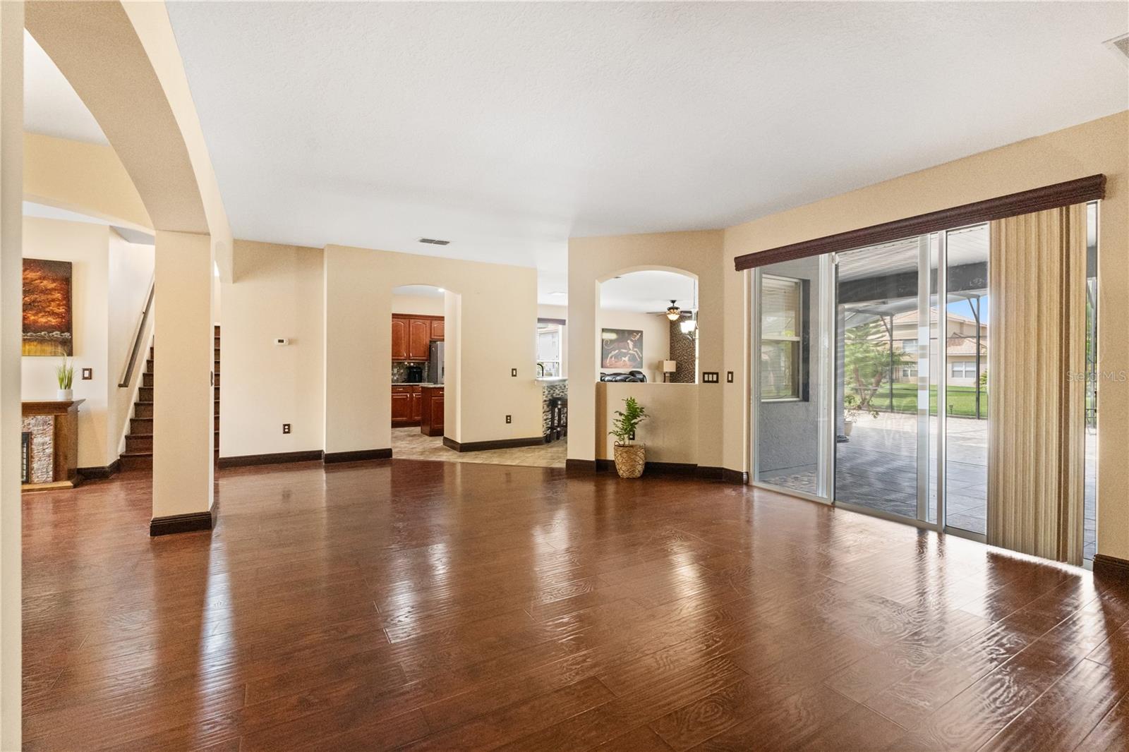 3759 EAGLE ISLE CIRCLE