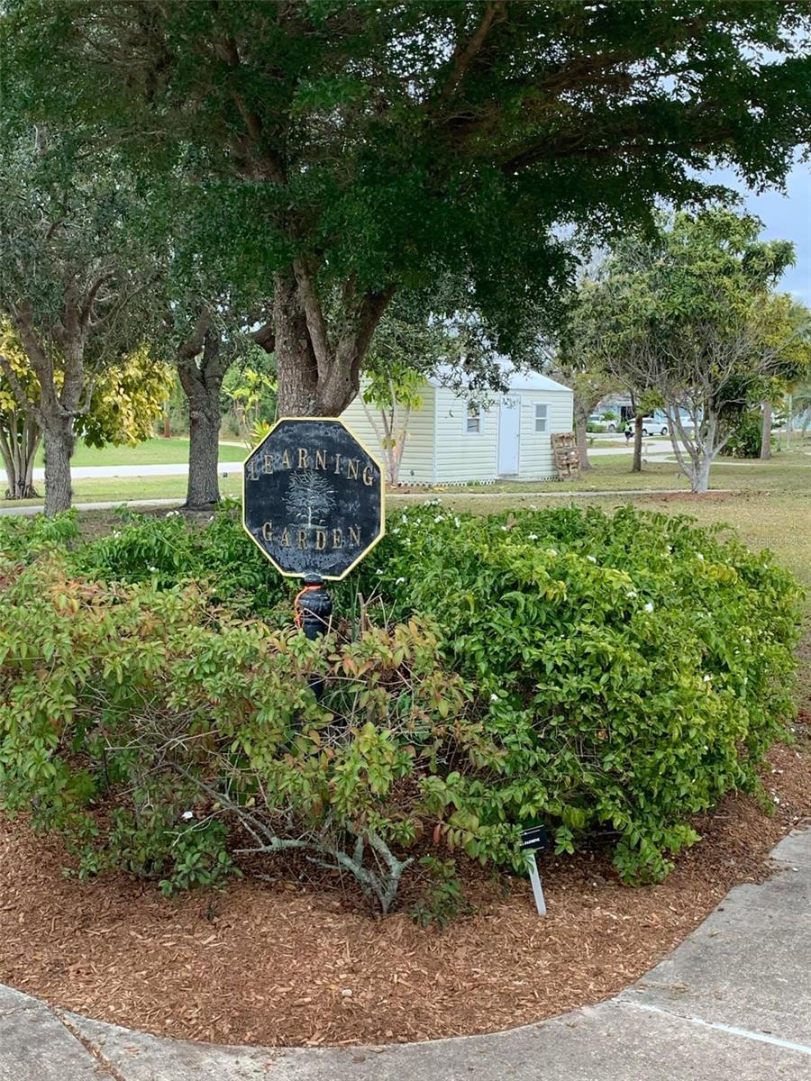 10426 MONTICELLO DRIVE, PORT CHARLOTTE, FL, 33981 4 10426 MONTICELLO DRIVE
