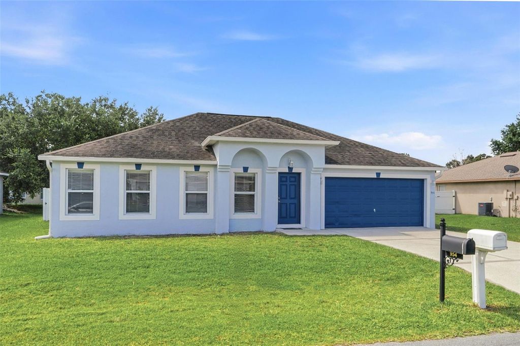 Photo of 955 Louvre Court, Kissimmee, FL 34759 (MLS # O6405460)
