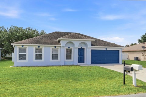 Photo of 955 Louvre Court, Kissimmee, FL 34759 (MLS # O6405460)